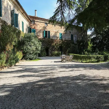 Malacari 3* Offagna